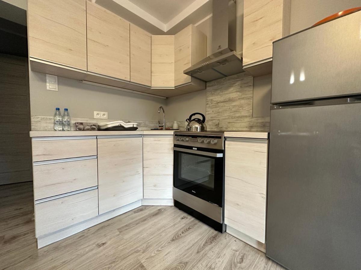 Apartament Przy Cieplickich Tezniach Jelenia Gora Bagian luar foto