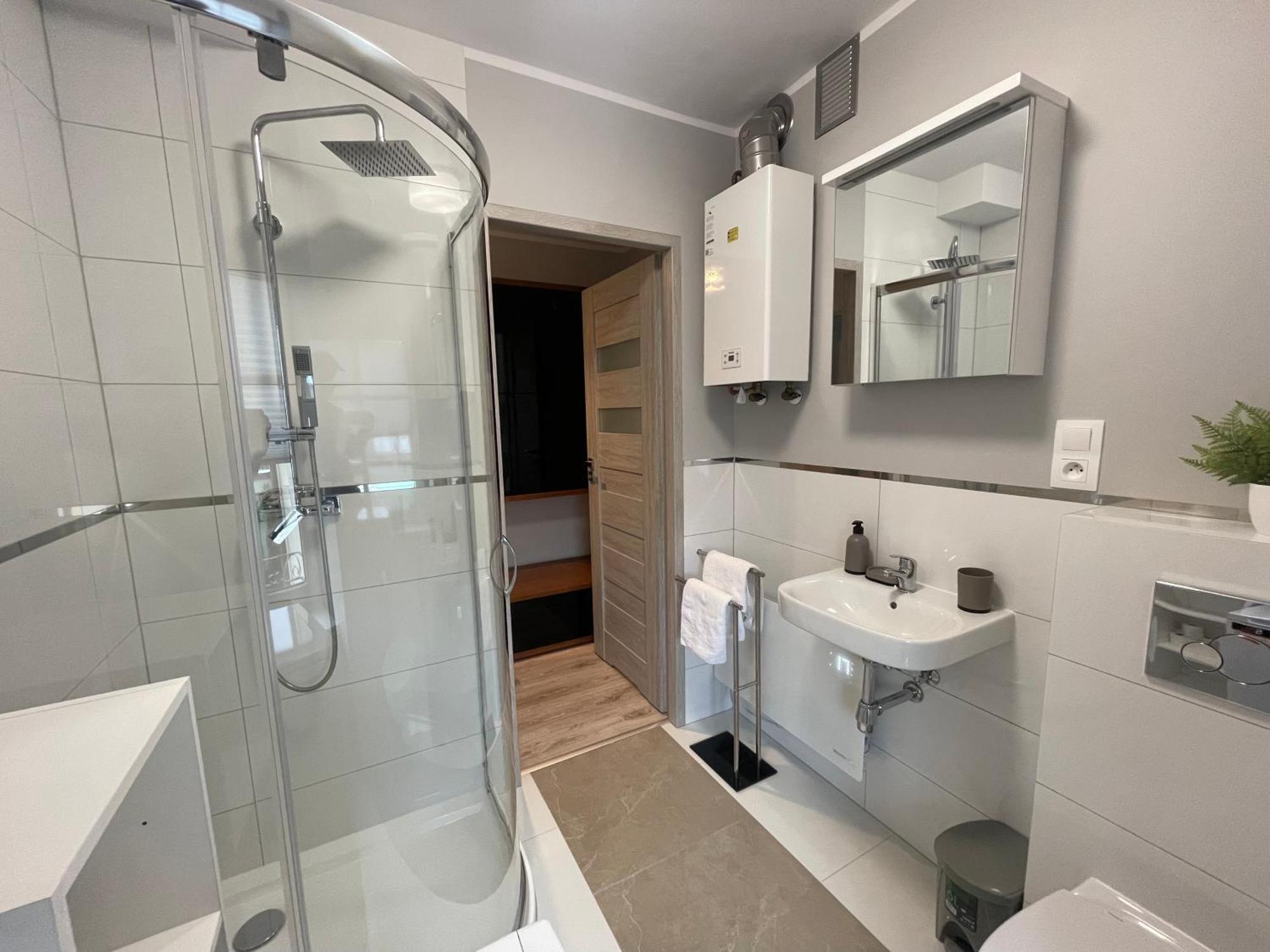 Apartament Przy Cieplickich Tezniach Jelenia Gora Bagian luar foto