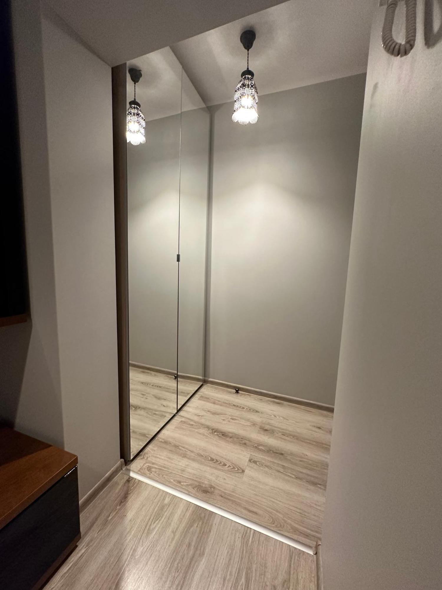 Apartament Przy Cieplickich Tezniach Jelenia Gora Bagian luar foto